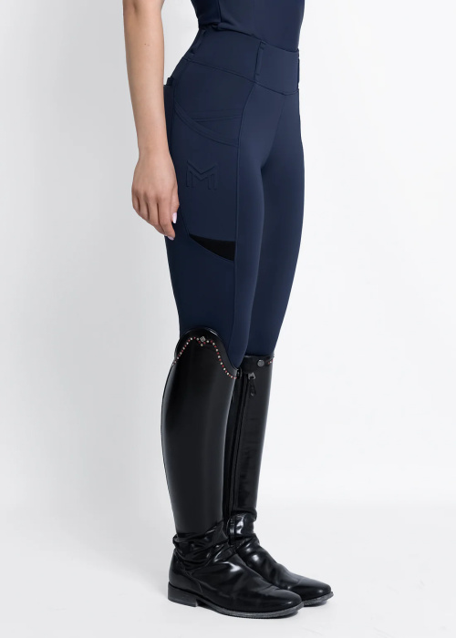 Maximilian Tech rijlegging Navy